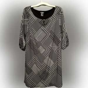 NWOT, Lovve Cameron, Mid iDress, Size 1X